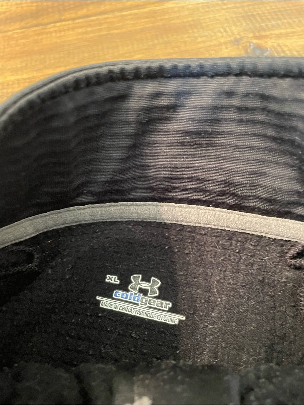 Under Armour 1/4 zip - Picture 2 of 2